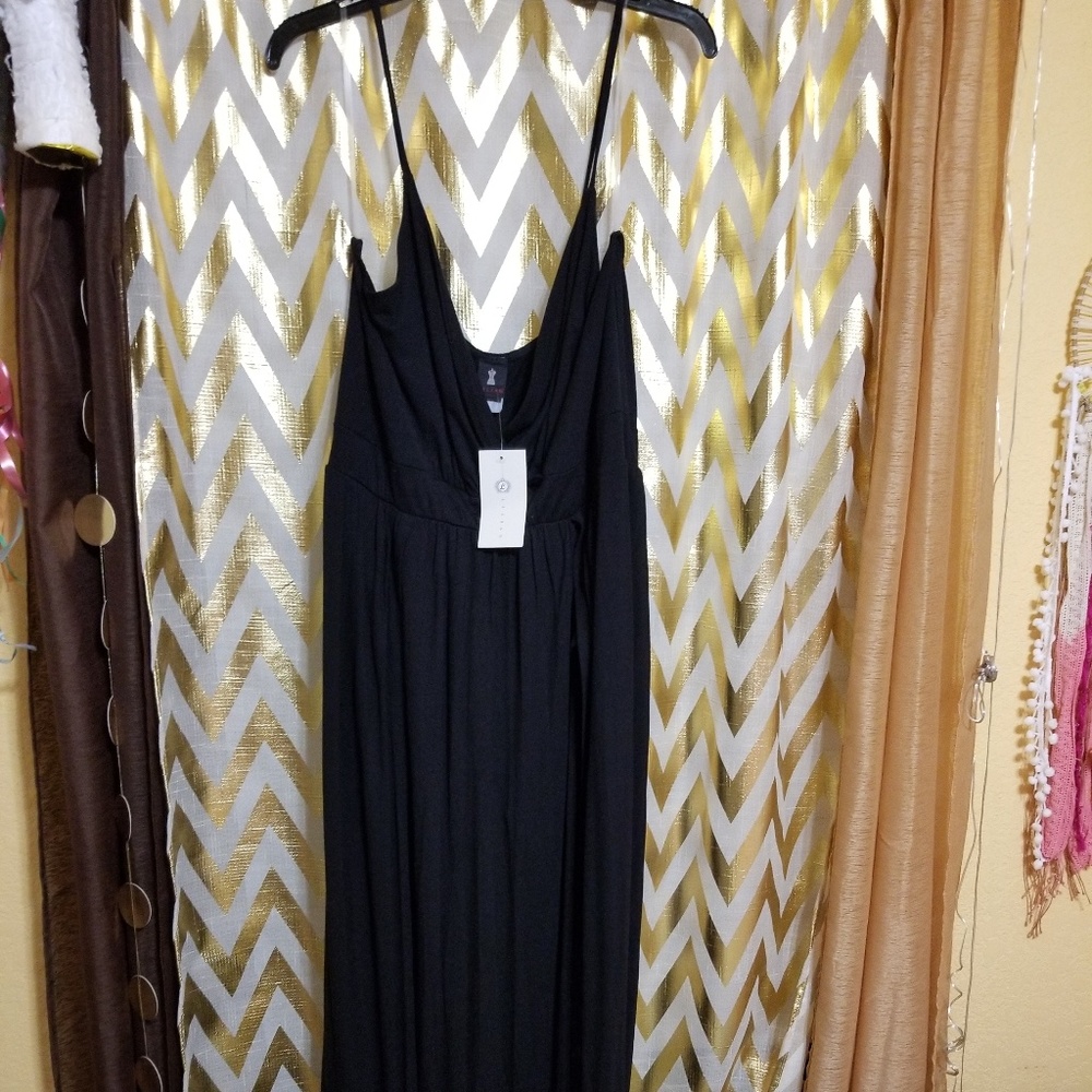 Double leg slit maxi dress